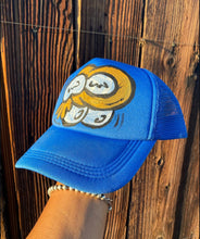 Load image into Gallery viewer, BLOO’ HOLD YA HEAD! TRUCKER HAT
